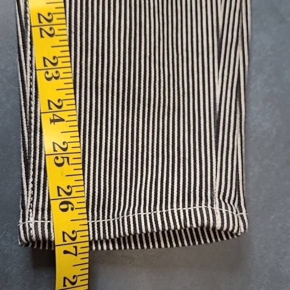 RALPH LAUREN Mid-Rise Skinny Black Striped Jeans SZ 2 - Picture 6 of 8